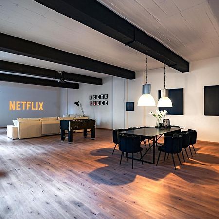 Design Loft - 200Qm2 - Heimkino - Bestlage - Parkplatz Wiesbaden Esterno foto
