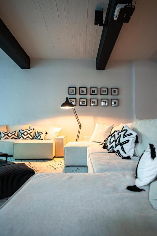 Design Loft - 200Qm2 - Heimkino - Bestlage - Parkplatz Wiesbaden Esterno foto
