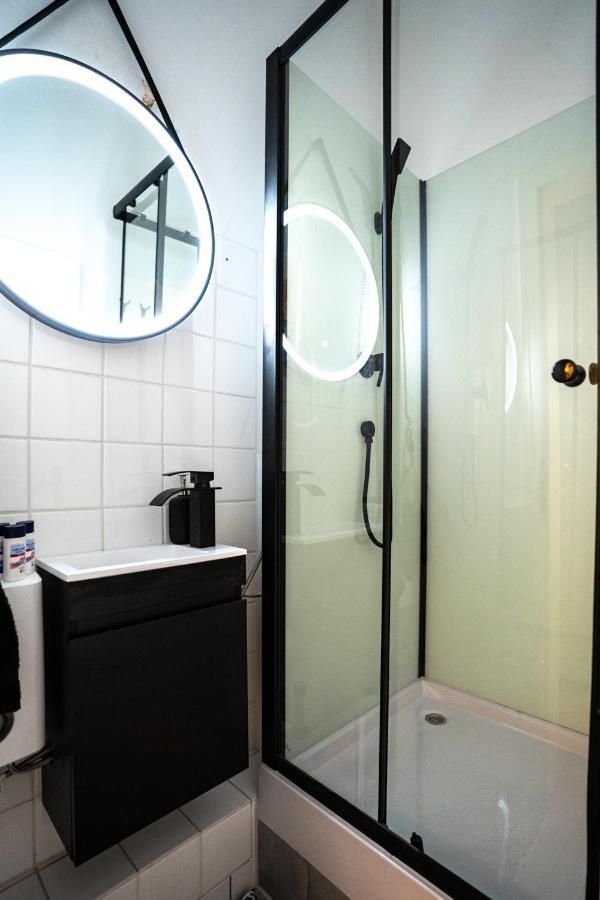 Design Loft - 200Qm2 - Heimkino - Bestlage - Parkplatz Wiesbaden Esterno foto