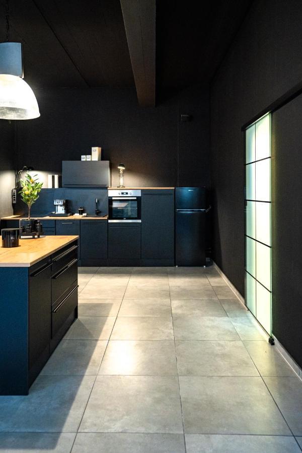 Design Loft - 200Qm2 - Heimkino - Bestlage - Parkplatz Wiesbaden Esterno foto