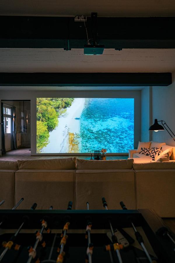 Design Loft - 200Qm2 - Heimkino - Bestlage - Parkplatz Wiesbaden Esterno foto